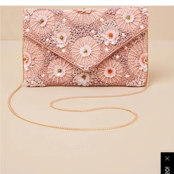 Lulu's Blush Pink Floral Clutch - Picture 4 of 8